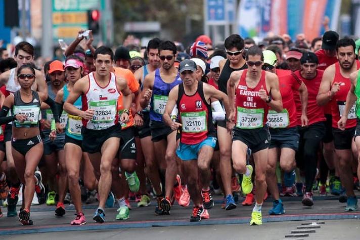 [MINUTO A MINUTO] Maratón de Santiago: Victor Kipchirchir y Olga Kimaiyo son los grandes ganadores