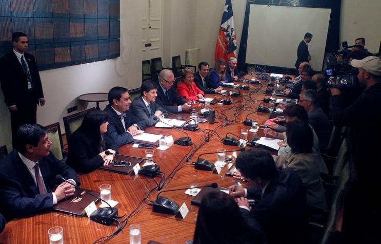 Bachelet pide a ministros poner foco en "consolidación" de las reformas