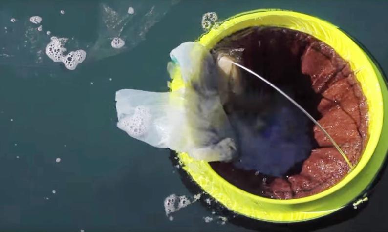 [VIDEO] Seabin, el basurero acuático que busca limpiar los océanos