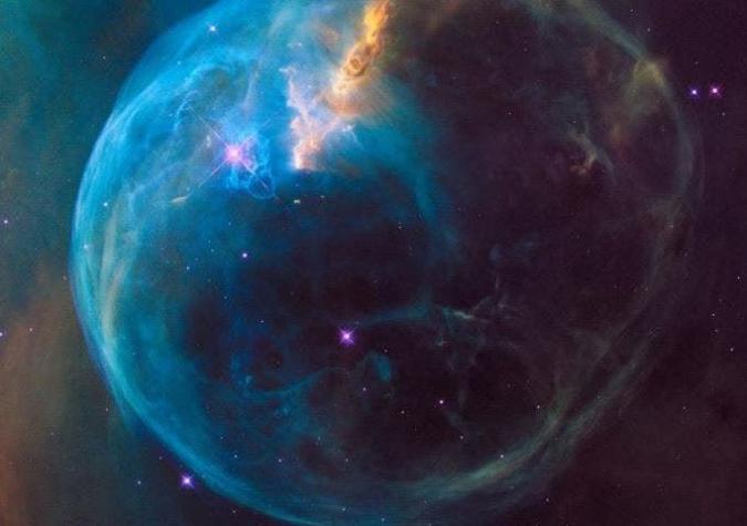 El telescopio espacial Hubble cumple 26 años y comparte una espectacular fotografía