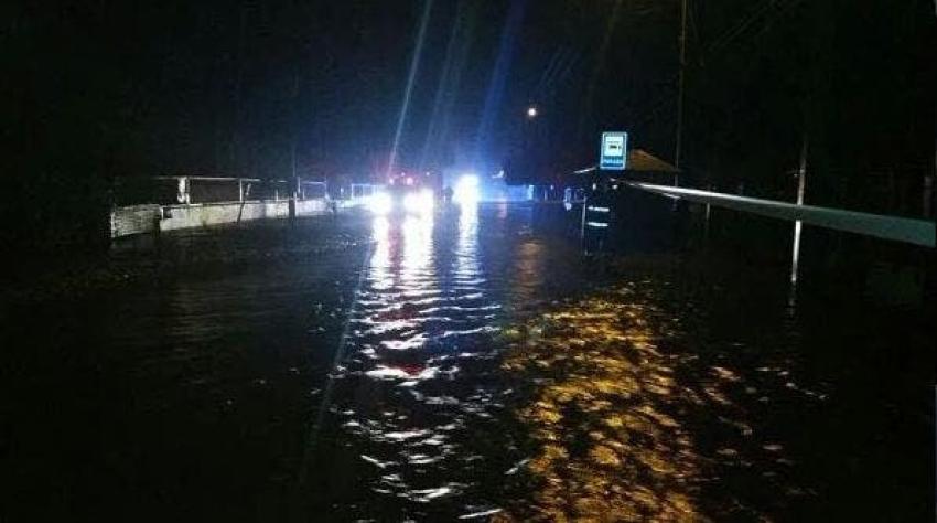 Desborde en el río Cachapoal provoca inundaciones en la comuna de Coinco
