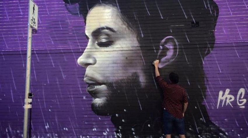 [VIDEO] Un artista australiano tributa a Prince con un grafiti