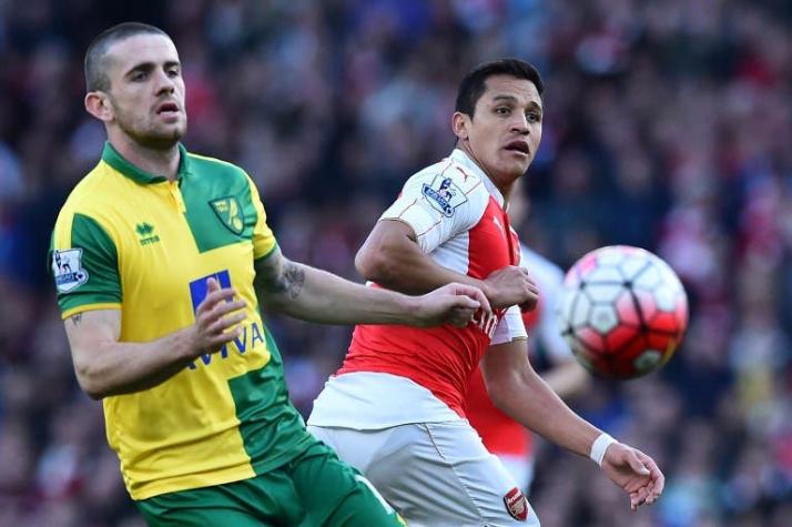 Arsenal de Alexis se impone al Norwich y alcanza momentáneamente cupo directo a Champions