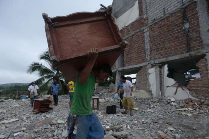 Ecuador pone a la venta hidroeléctrica para enfrentar secuelas de terremoto