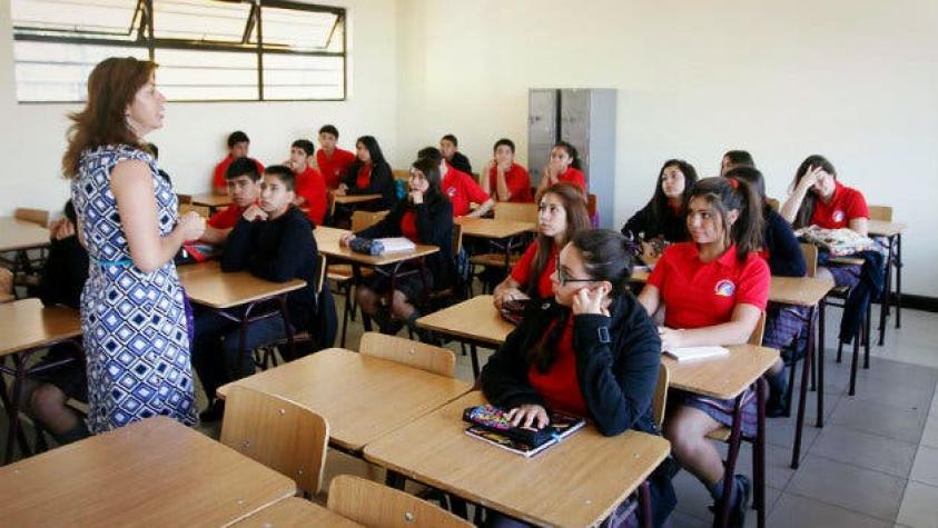 Programa busca docentes chilenos para enseñar en EE.UU.