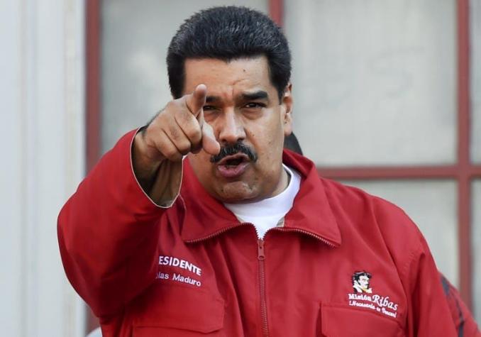 Comienza revisión de firmas por referendo revocatorio contra Maduro