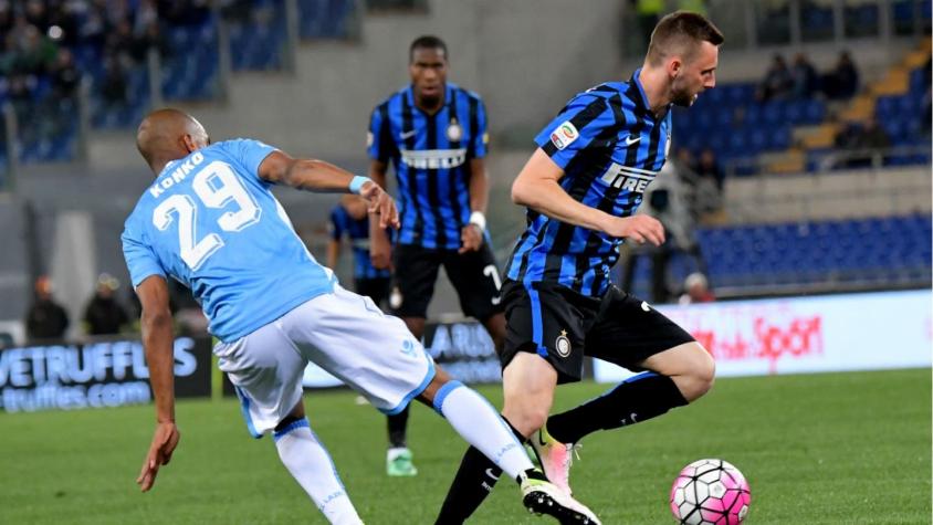 Inter de Gary Medel cae ante Lazio y pierde chances de clasificar a Liga de Campeones