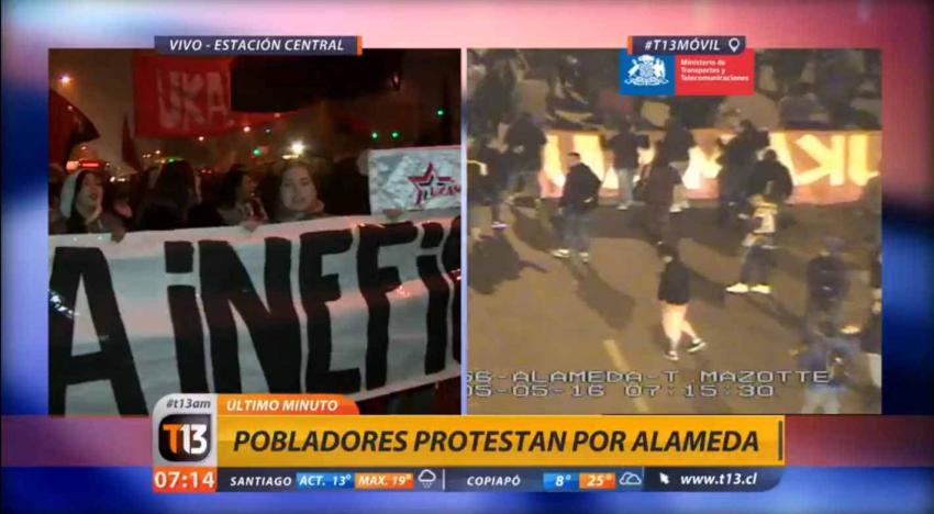 Pobladores realizan protesta con interrupciones en la Alameda
