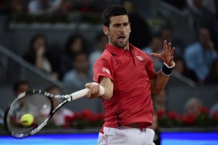 Novak Djokovic derrota a Raonic y avanza a semifinales en Madrid