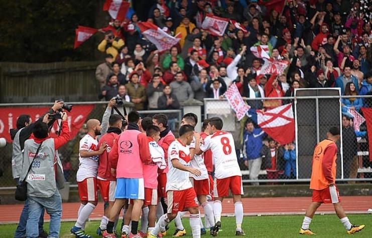 Deportes Valdivia gana, se titula campeón y tras 26 años regresa a Primera B