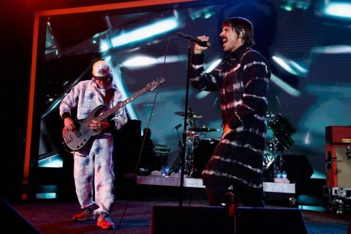 Vocalista de Red Hot Chili Peppers es hospitalizado de urgencia