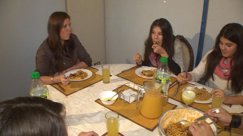 ¿En la oficina o con la familia? Los nuevos hábitos alimenticios de los chilenos
