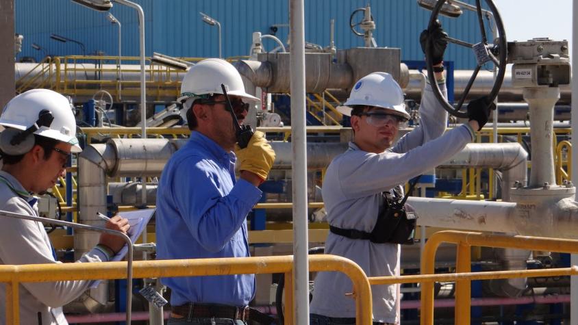 Comienza histórico primer envío de gas natural desde Chile a Argentina