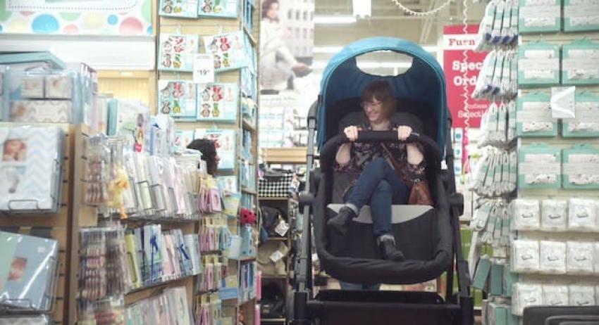 [VIDEO] Crean coches para que adultos se sientan como bebés