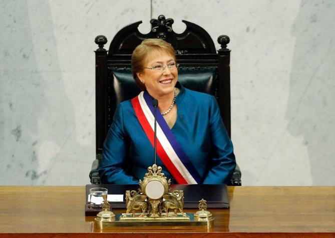 Bachelet enviará en junio reforma a educación superior y gratuidad llegará al 6° decil en 2018