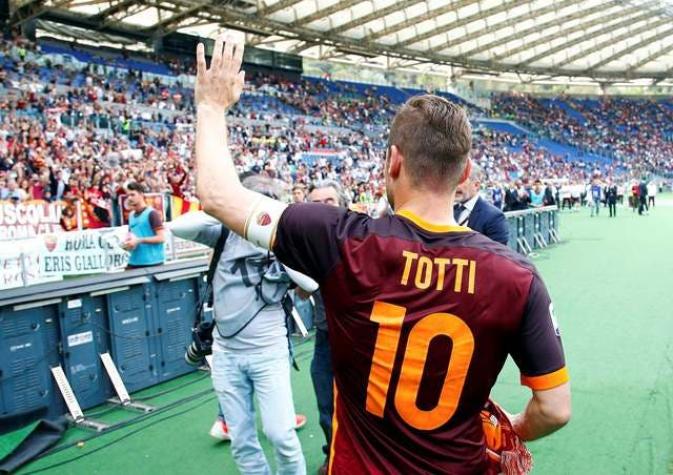 Se extiende la leyenda: Directiva de la Roma anuncia la continuidad de Francesco Totti
