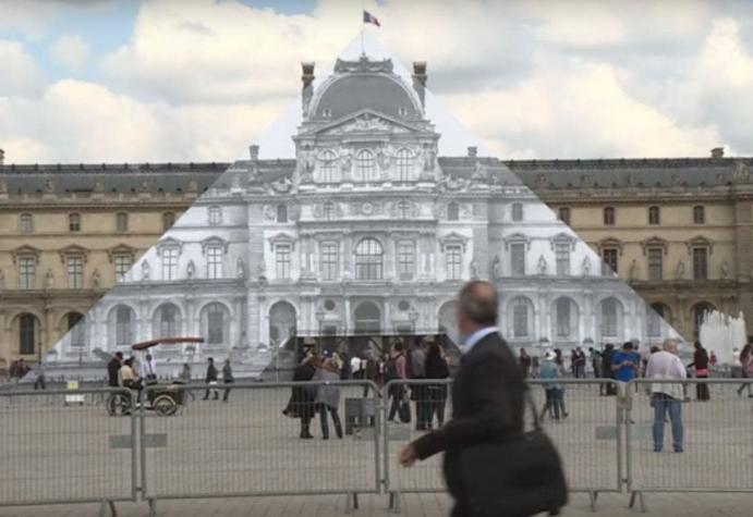 [VIDEO] Fotógrafo hace desaparecer la pirámide del Louvre mediante ilusión óptica