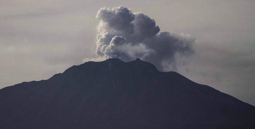 Sernageomin decreta alerta amarilla por aumento de actividad en volcán Calbuco