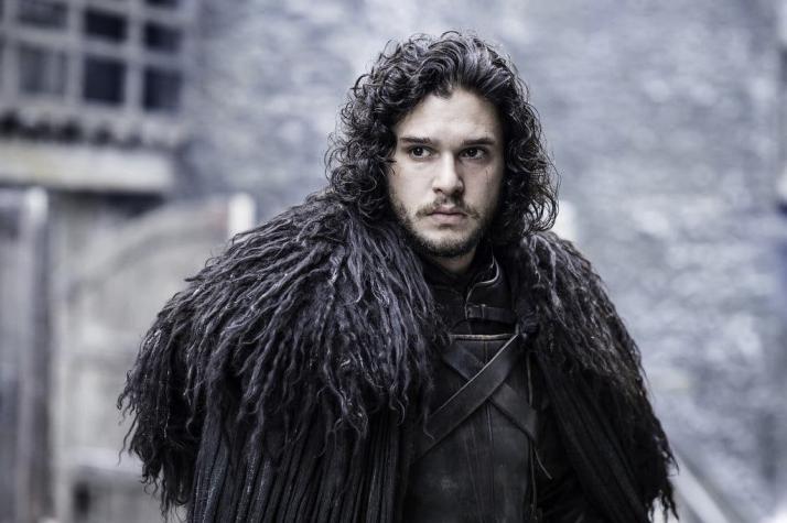 Emilia Clarke (Daenerys) confirma la secuela de Juego de Tronos de Jon Snow  (Kit Harington)