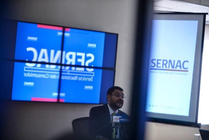 Sernac denunciará a 21 empresas del Cyberday por incumplimientos