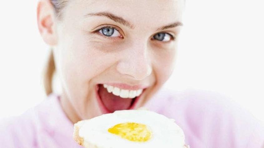 ¿Es peligroso comer huevos todos los días?