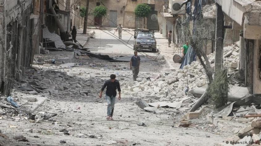 Bombardeos en Alepo dejan decenas de muertos