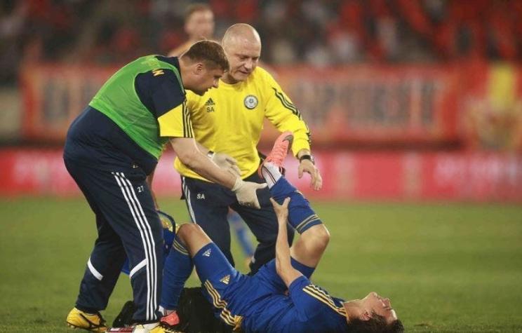 [VIDEO] Jugador de Kazajistán sufre escalofriante fractura de tobillo