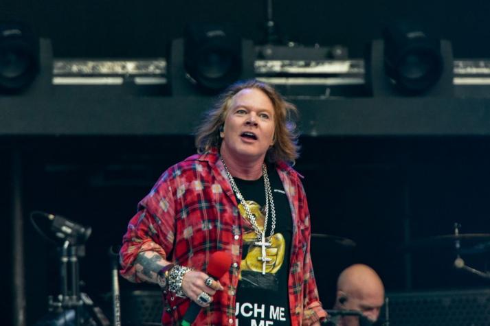 Axl Rose revela que está trabajando en nuevo material junto a Slash y Duff para Guns N’ Roses