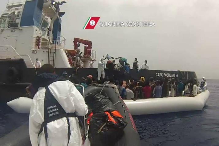 1.348 inmigrantes son rescatados ante las costas de Sicilia