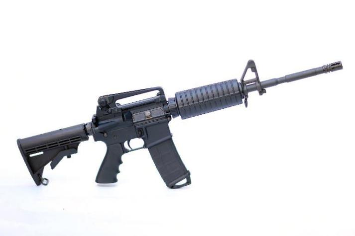 La triste fama del AR-15, el rifle usado en Orlando