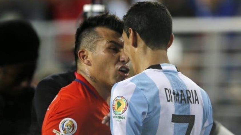 [VIDEO] Dos chilenos entre las cinco mejores peleas de la Copa América Centenario