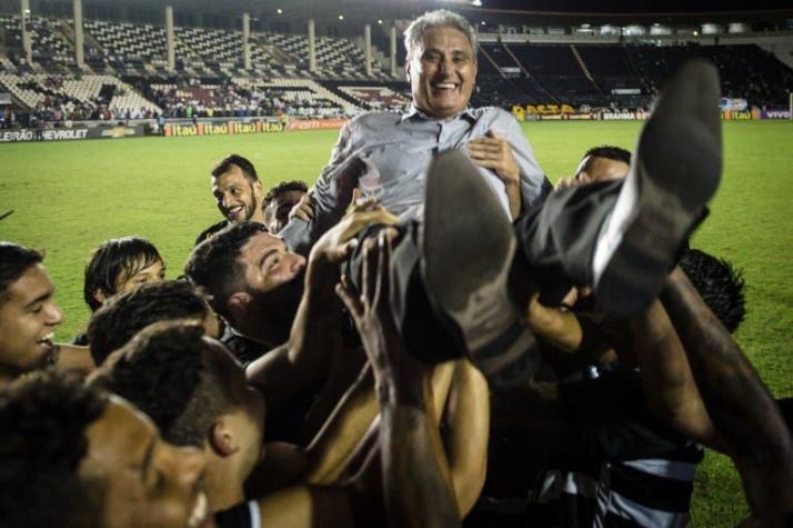 Presidente de Corinthians confirma llegada de Tite al banco de Brasil