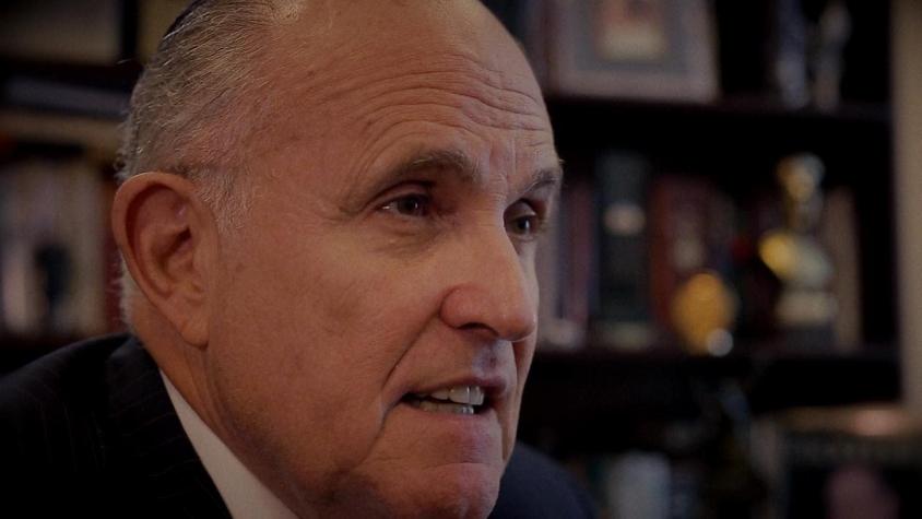 T13 en Nueva York: Rudy Giuliani y su fórmula para frenar la “contagiosa” delincuencia en Chile