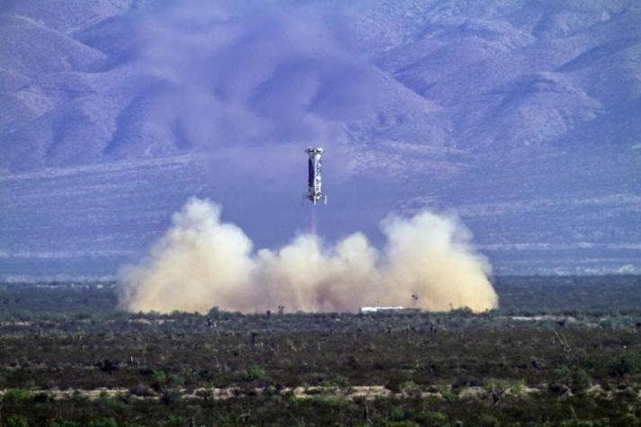 [VIDEO] Despegue y aterrizaje exitoso del cohete de Blue Origin