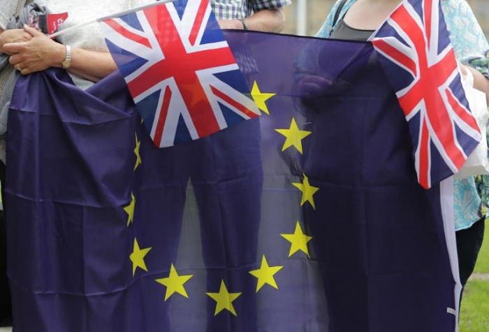 Las bolsas europeas suben apostando por un 'no' al Brexit