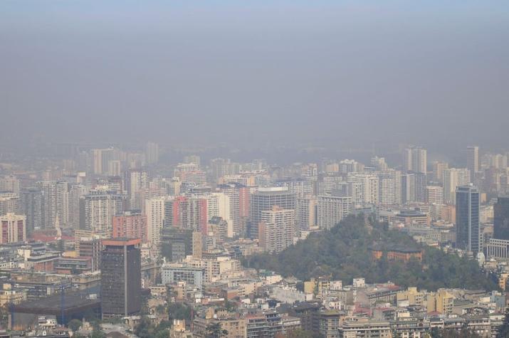 Calidad del aire: sólo 15 funcionarios fiscalizaron toda la región Metropolitana este fin de semana