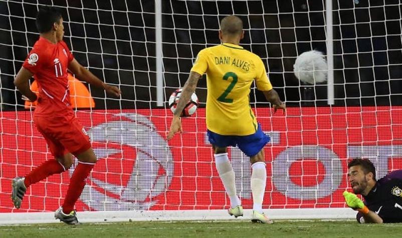 Ruidíaz reconoce que gol que costó eliminación de Brasil en Copa Centenario sí fue con la mano