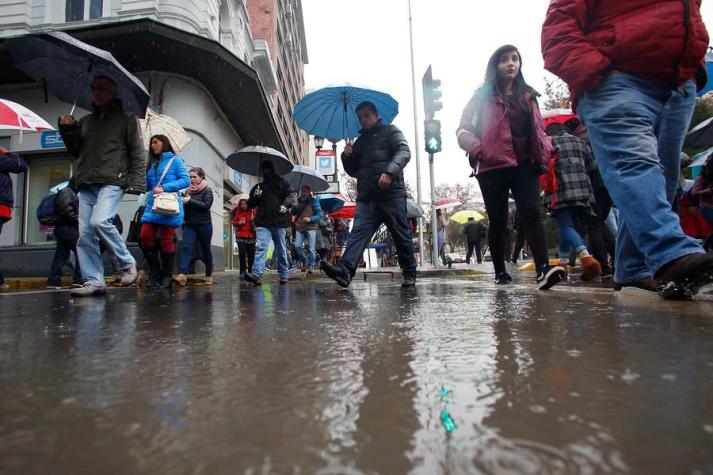 Onemi: 701 clientes se encuentran sin suministro eléctrico por lluvias en Antofagasta