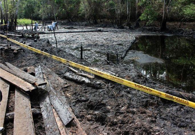 Investigan derrame de crudo de estatal Petroperú en la Amazonía