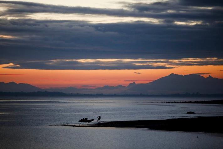 Avioneta con cuatro tripulantes cae al mar en archipiélago de Chiloé
