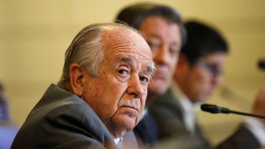 Andrés Zaldívar: “Sería devastador que Valdés terminara saliendo del gabinete como lo hizo Burgos”