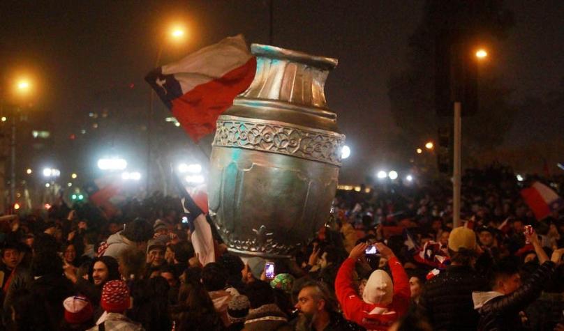 De norte a sur: Todo Chile vibra con el triunfo de La Roja