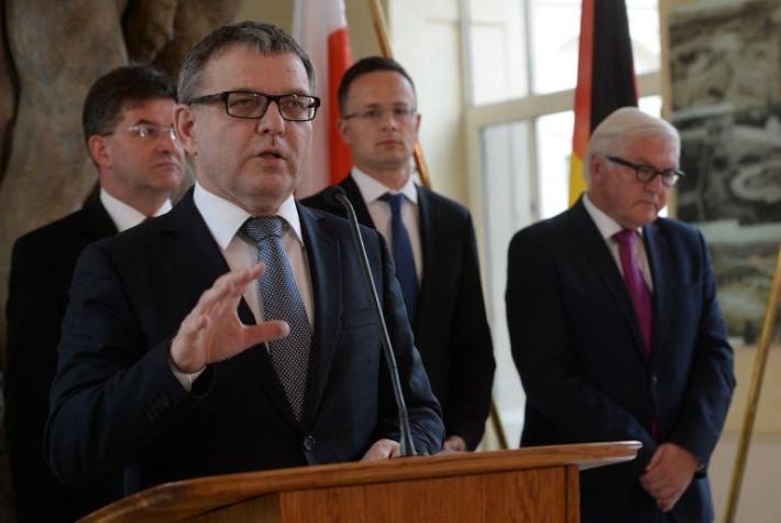 Francia y Alemania piden una mayor "unión política" en Europa tras el Brexit