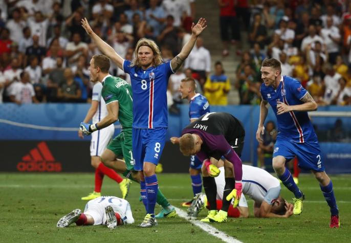 Islandia remonta a Inglaterra y sigue haciendo historia en la Euro