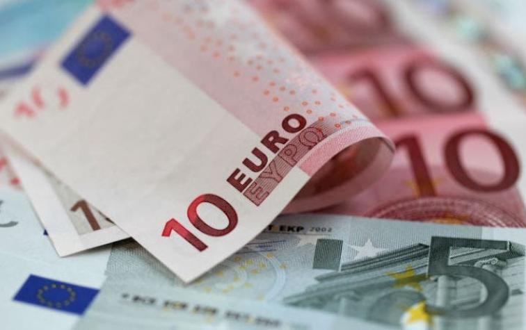 La desconfianza hacia las monedas europeas se prolonga