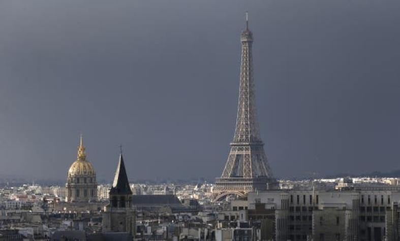 Cierran la Torre Eiffel por nueva jornada de movilización en Francia