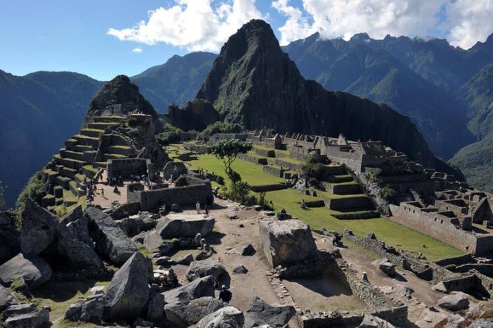 Turista alemán muere mientras lo fotografiaban en la cima de Machu Picchu
