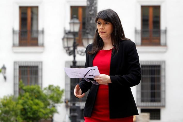 Chile Vamos anuncia interpelación a ministra Blanco por Sename y Gendarmería