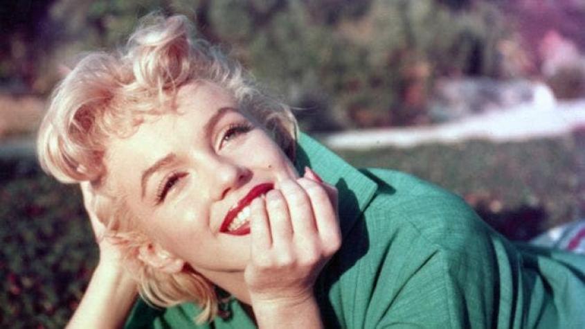 Subastan dos mechones de cabello de Marilyn Monroe