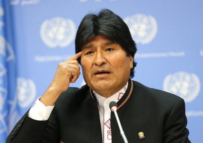 Morales anuncia que intentará comunicarse con Bachelet sobre situación de camioneros